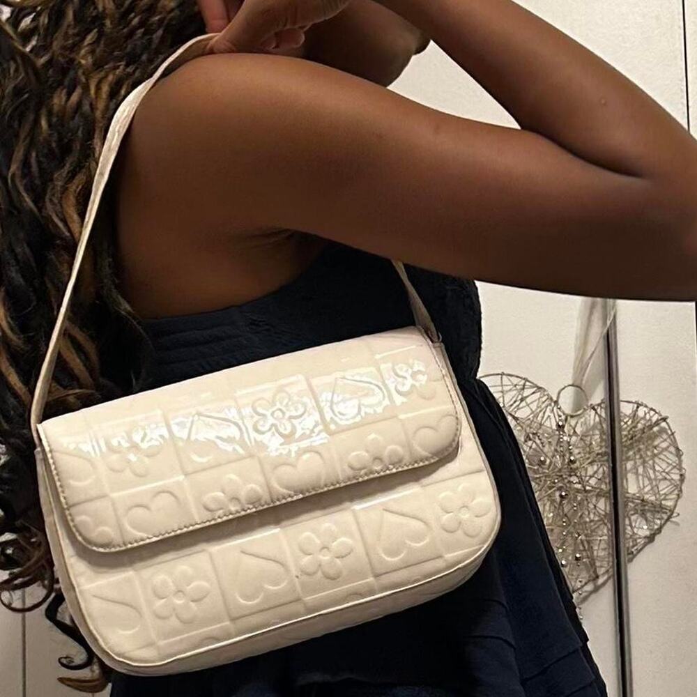 Divided white‎ patent faux leather mini shoulder purse
